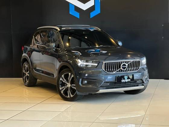 VOLVO XC40 1.5 T5 RECHARGE INSCRIPTION GEARTRONIC